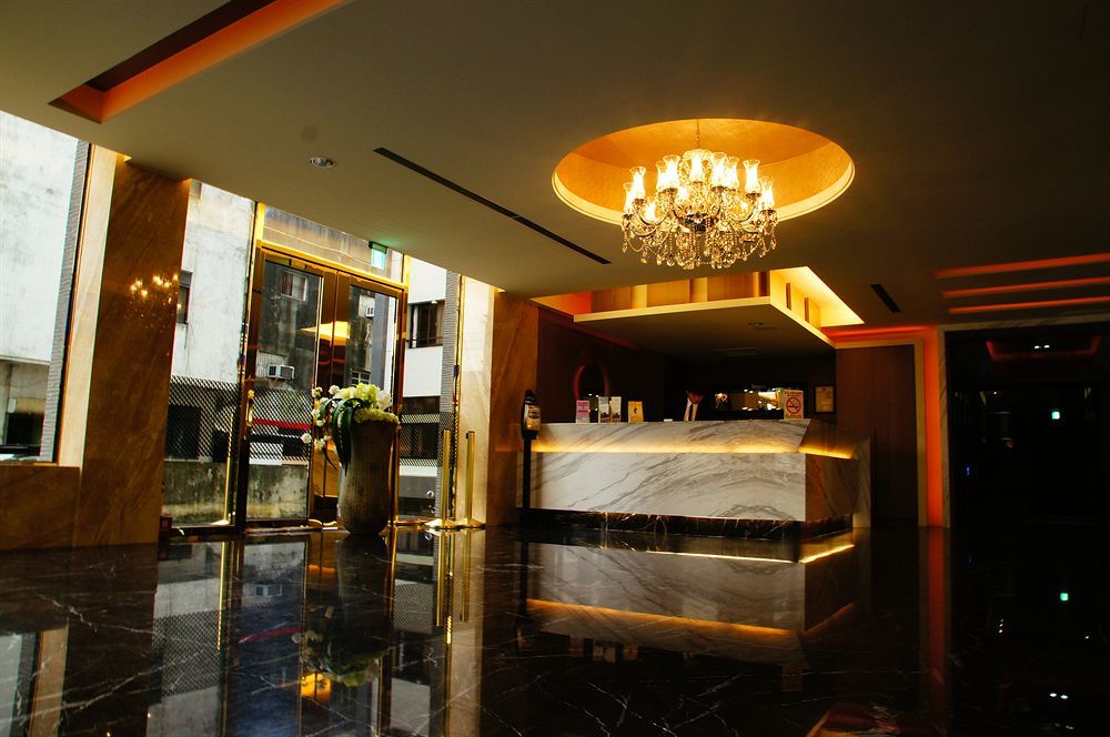 Talmud Hotel Taichung Bagian luar foto