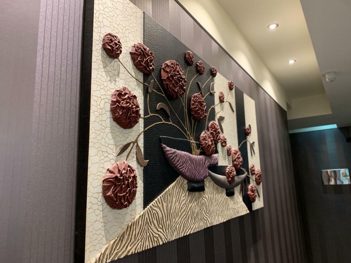 Talmud Hotel Taichung Bagian luar foto